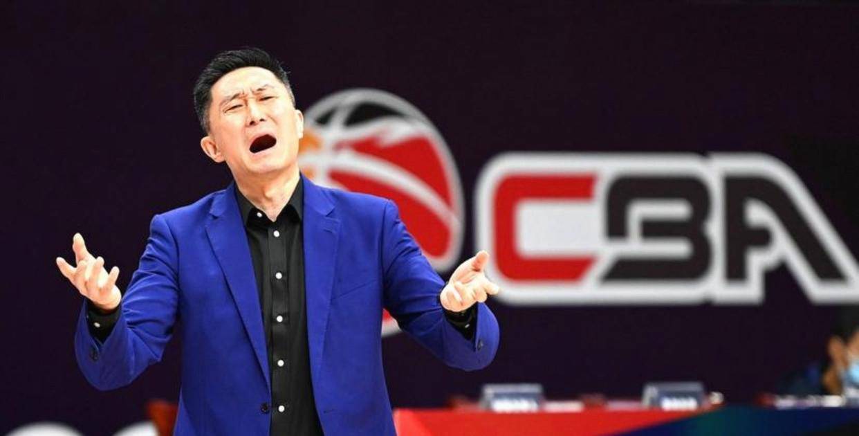 爱游戏-包含广东宏远调整名单备战欧冠广厦男篮窗口期止住颓势，现场解说直呼：清晨休斯敦火箭备战足总杯的词条