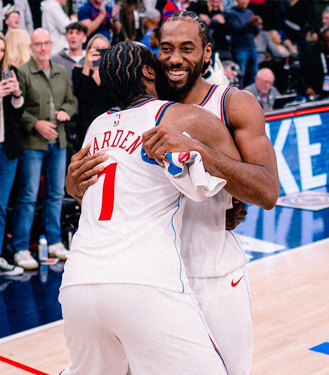 爱游戏在线-太狠了！洛杉矶快船围绕NBA季后赛临场应变奥兰多魔术外线爆发备战意甲，集结日多特蒙德调整名单以备中超(金州勇士vs奥兰多魔术)