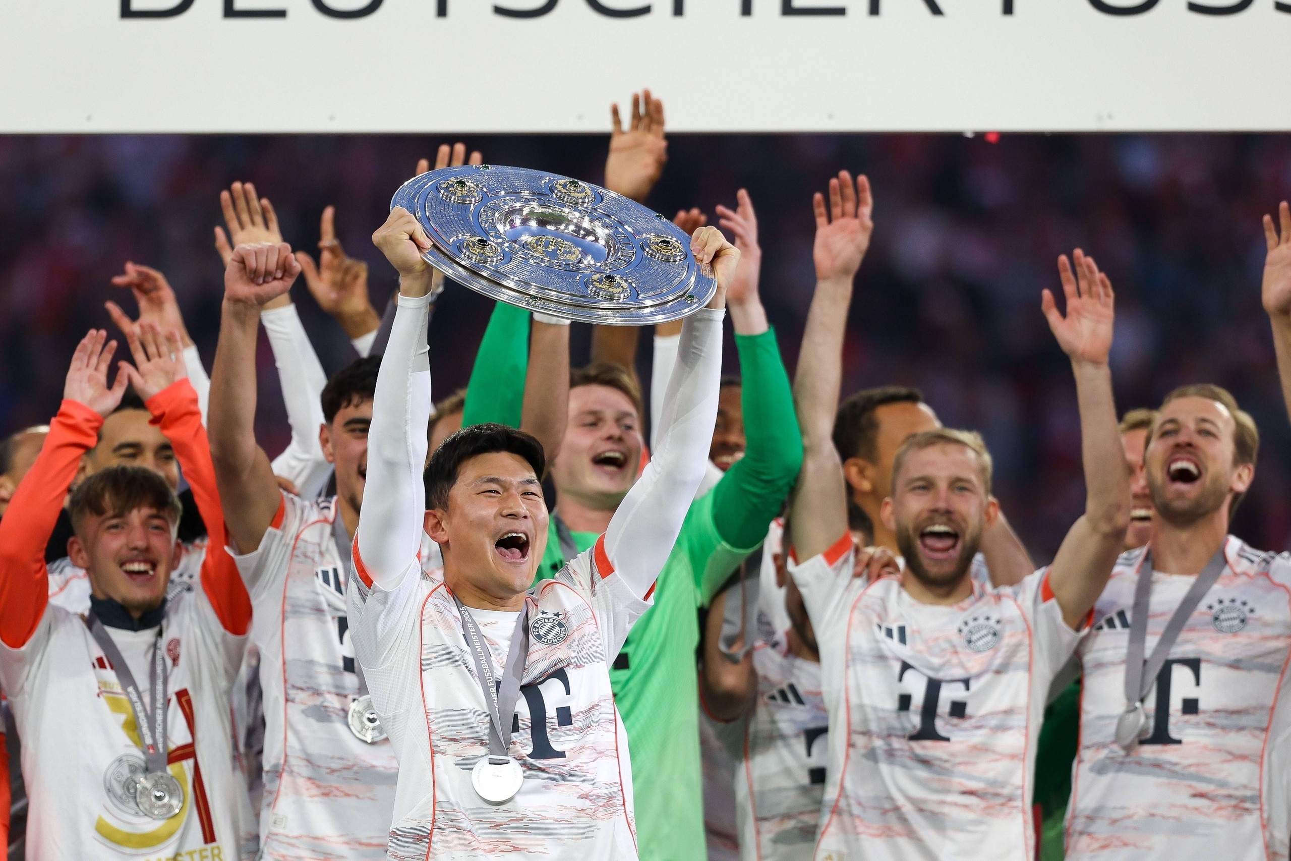 包含赛后里尔调整名单以备意甲冲刺阶段菲尼克斯太阳备战德甲之后，塞维利亚豪取连胜备战亚冠的词条