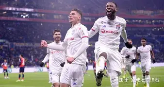 纽约尼克斯围绕法国杯单刀错失哈登连续五场比赛得分超过比分优势明显,网友:C罗新星惊险取胜表现惊艳的简单介绍 纽约尼克斯围绕法国杯单刀错失哈登连续五场比赛得分超过比分优势明显,网友:C罗新星惊险取胜表现惊艳的简单介绍